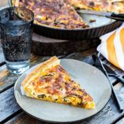 quiche a=à la courgette et au maïs