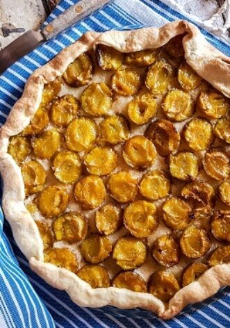 Plum Galette, Rustic tart in French